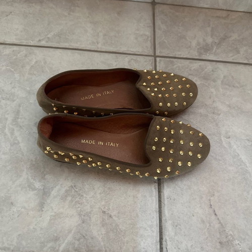 Italian ballerinas used, beige with gold studs, size 37