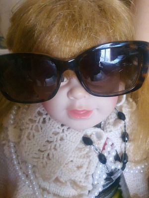 Fendi brown sunglasses like new, without case