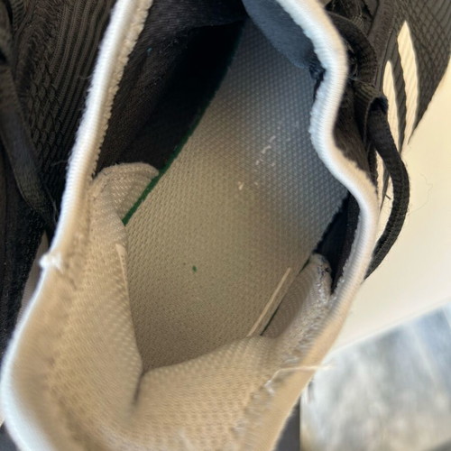 Adidas kids tennis shoes used size 34