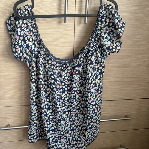 Lee Cooper blouse like new, medium size, colorful