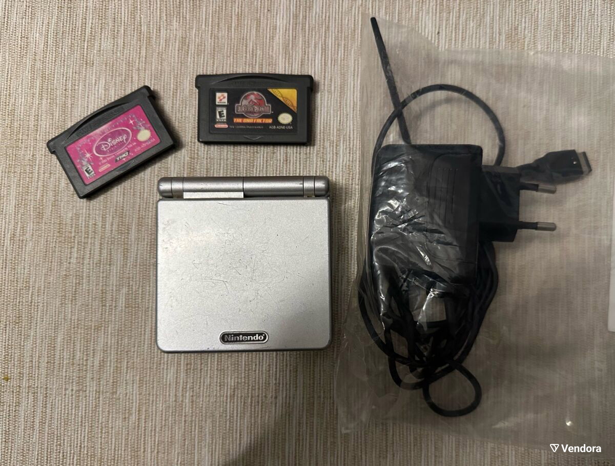 Gameboy Advance SP gray used with 2… - € 135,00 - Vendora.cy