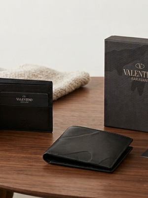 Valentino Garavani men's leather wallet, black with camouflage detail