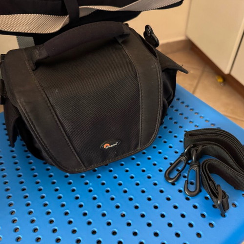 Lowe Pro camera bag used in excellent condition