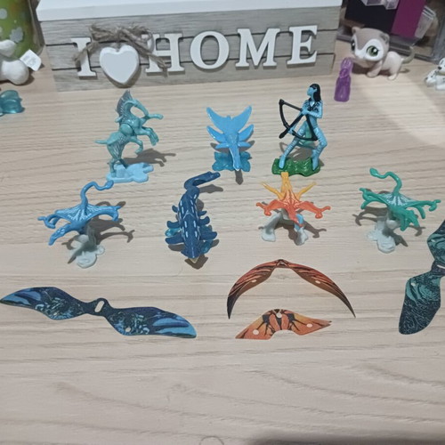 Kinder Avatar Collection new, figures and dolls