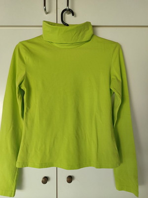 Shein turtleneck blouse like new, green and yellow, size M