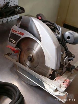 Ηλεκτρικό δισκοπρίονο χειρός Skilsaw 1400 Watt σαν καινούργιο