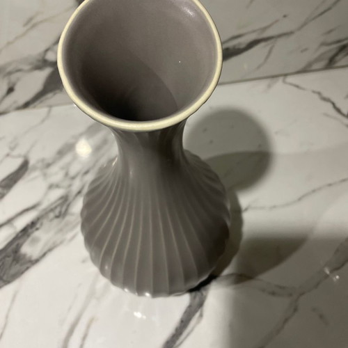 Vase 20cm purple used