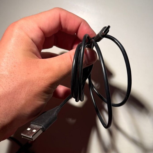 USB to USB Type-C charging and data cable like new, black