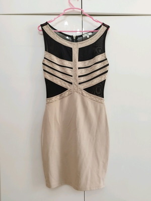 Μπεζ φόρεμα με διαφάνεια και στρας