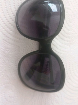 Salvatore Ferragamo sunglasses black like new with zirconia