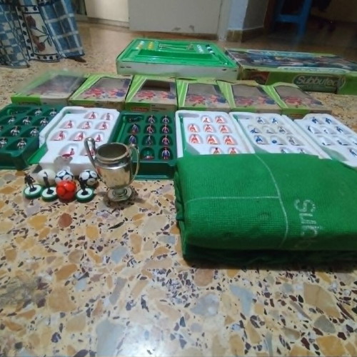 Subbuteo Club Edition used collection with 6 teams and accessories
