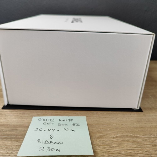 Chanel Rue Cambon 31 White Gift Box used from Paris Boutique
