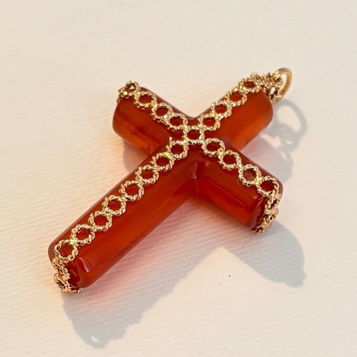 Carnelian cross set in 18k gold like new
