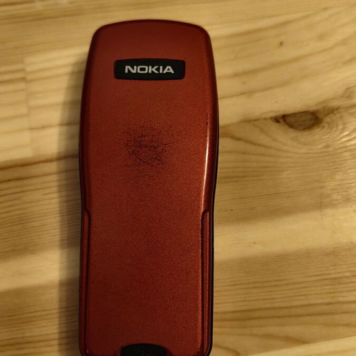 Nokia 3210 phone for repair