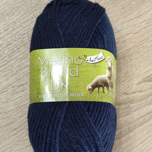 Merino knitting yarn 50g 100% processed wool, 104 meters new