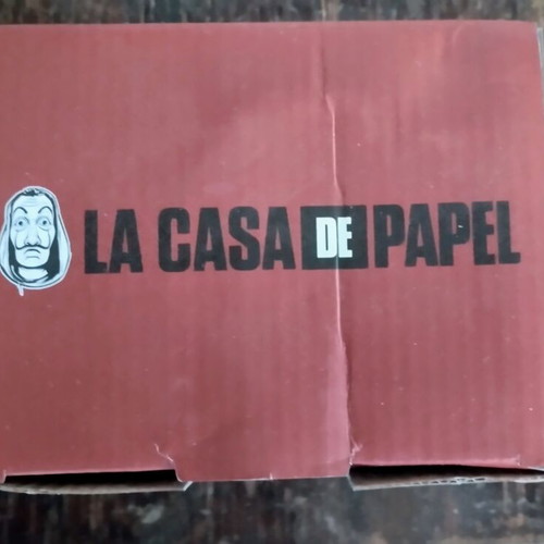 Lá Casa de Papel Netflix mug new
