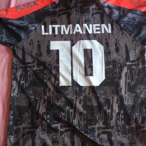 Litmanen 1994 jersey used with Amsterdam designs