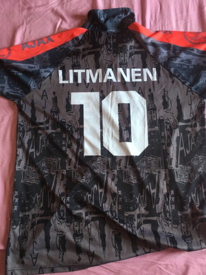 Litmanen 1994 jersey used with Amsterdam designs