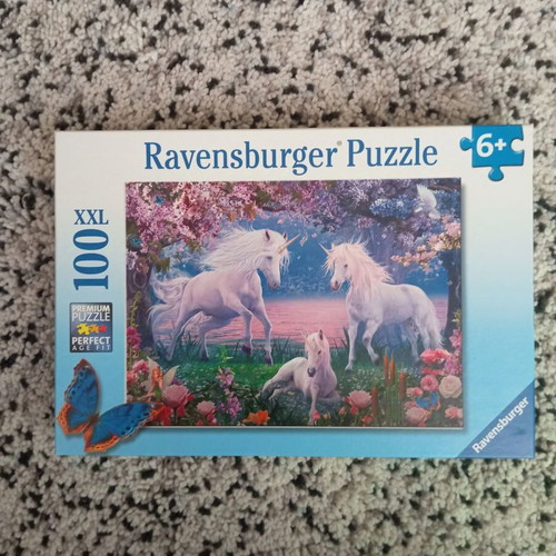 Children's puzzles like new with up to 104 pieces