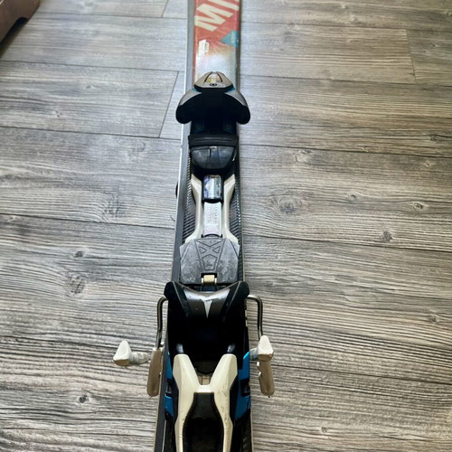 Atomic Redster GS 162 skis with Atomic XT 12 bindings