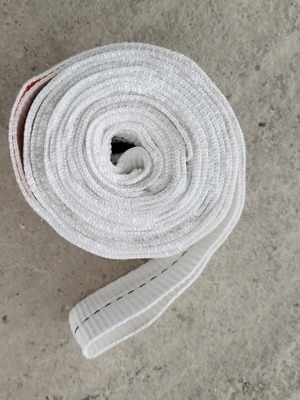 Lifting and securing straps 3m like new, capacity 600–1200kg