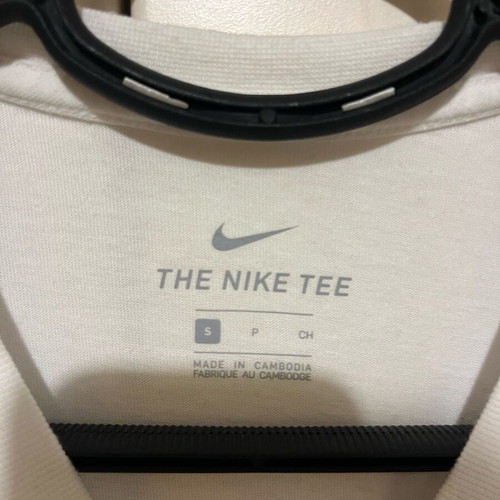 Nike t-shirt unisex small new, white