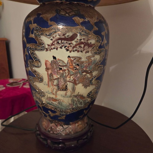 Satsuma table lamp used with stained lampshade
