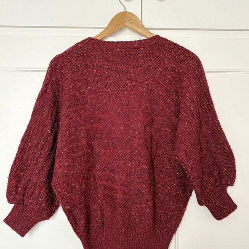 Red women's pullover sweater like new, size M