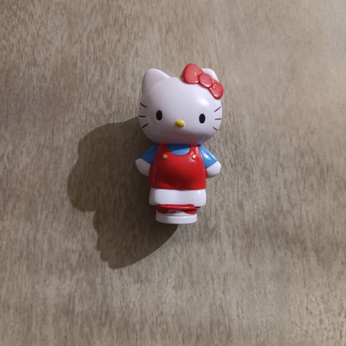 Hello Kitty medium figure 2005 used, Sanrio collectible