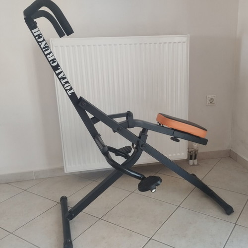 Total Crunch Fitness multi-exercise machine like new for home workout