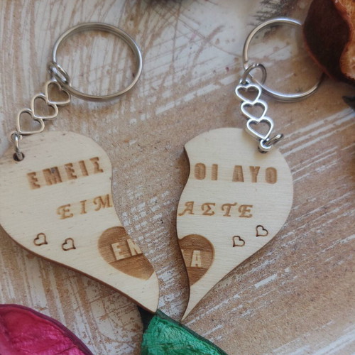 Wooden keychains for couples new, heart-shaped set of two