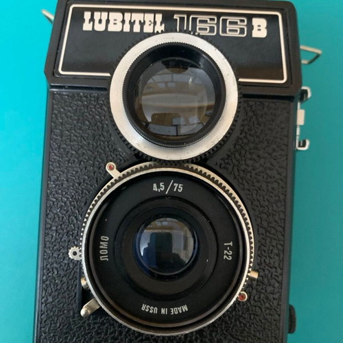 Lubitel 166B camera like new, vintage TLR Twin Lens Reflex
