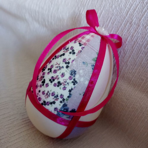 Decorative egg lilac fuchsia floral used