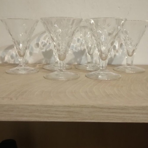 Liqueur set like new with six glasses, bottle and serving tray