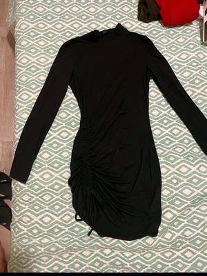 Shein black fitted dress like new with ruching and neckline