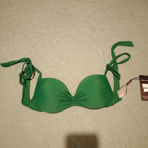 Swimwear top new, size 42 large, green