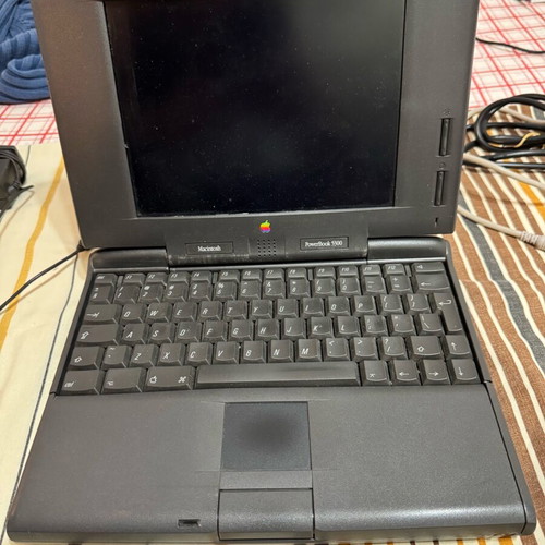 Apple Macintosh PowerBook 5300 like new vintage