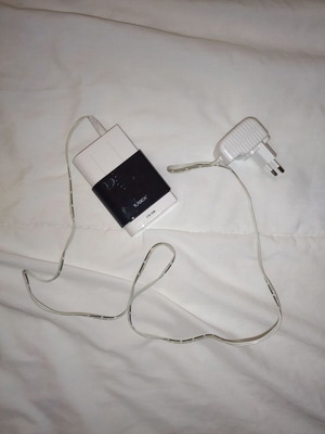 Turbo-X Universal Charger 12V 500mA like new (Model DW-03)