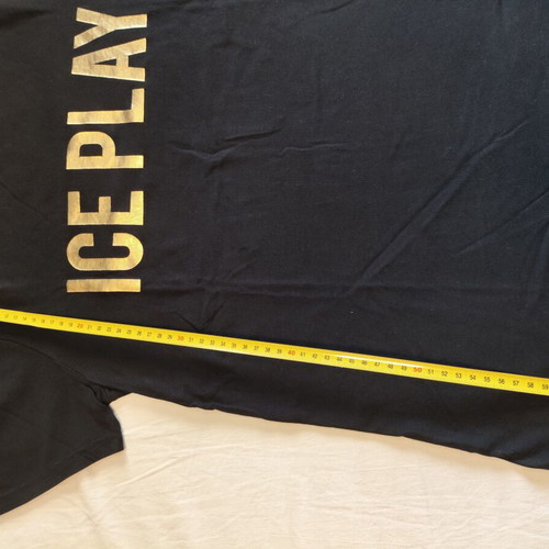 Men's Ice Play T-shirt medium, like new, black