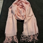 Pink soft scarf like new