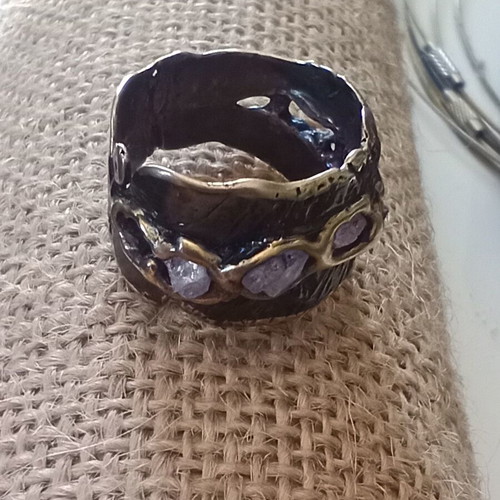 Silver 925 ring with 5 raw spinels, size 60, like new