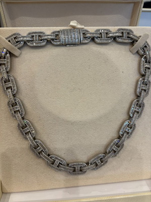 MMI Jewllers Chain 50cm new with stones and engraved logo