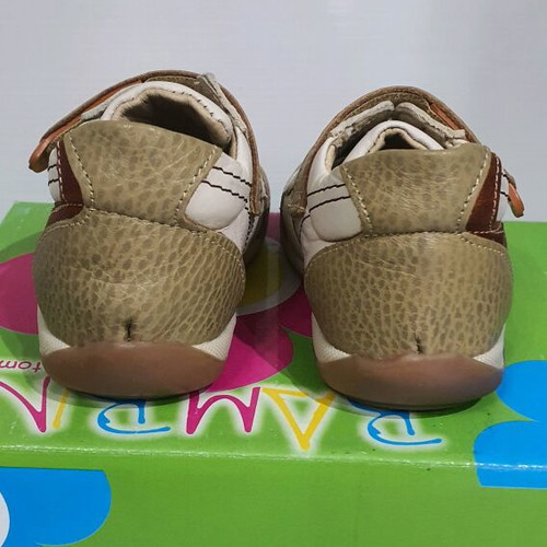 Bambini Leather Baby Shoes Size 20 New