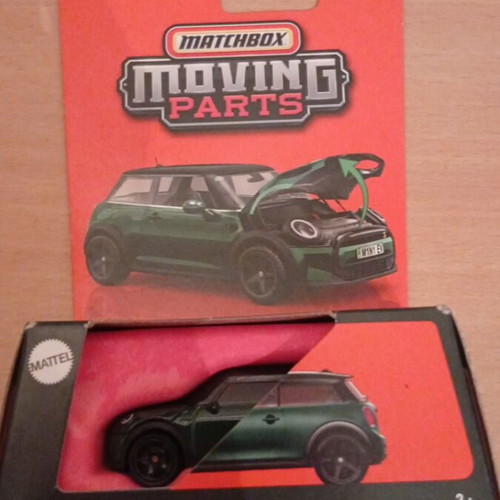 Matchbox Moving Parts Mini Cooper SE 2022 new in box