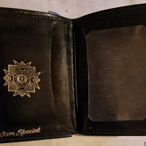 Collector's cap and police wallet used, pack from 60-70s