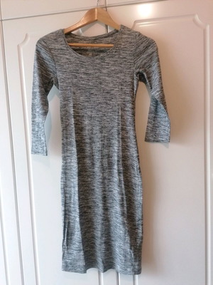 Grey fitted dress H&M size XS like new
