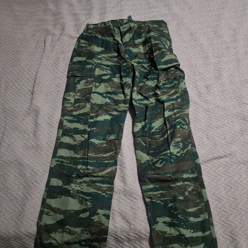 Military pants Medium new
