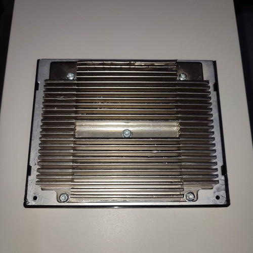 Xeon Pentium III 700MHz 1MB Cache 100MHz 2.8v used