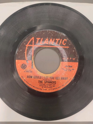 Винилов диск 45rpm The Spinners употребяван, R&B / Soul