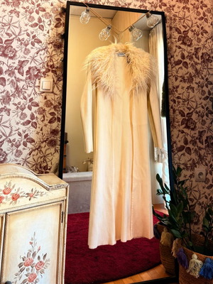 Collectible Long Knitted Cardigan Stradivarius House of the Dragon like new, beige